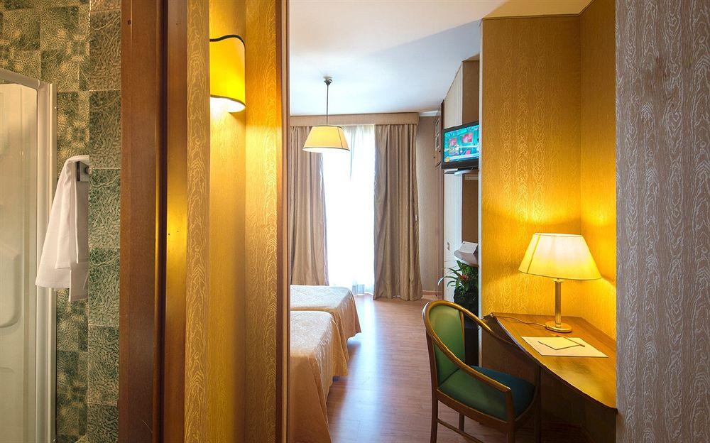 Park Hotel Blanc Et Noir Рим Екстер'єр фото