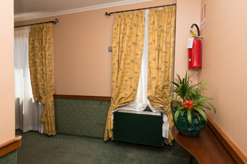 Park Hotel Blanc Et Noir Рим Екстер'єр фото