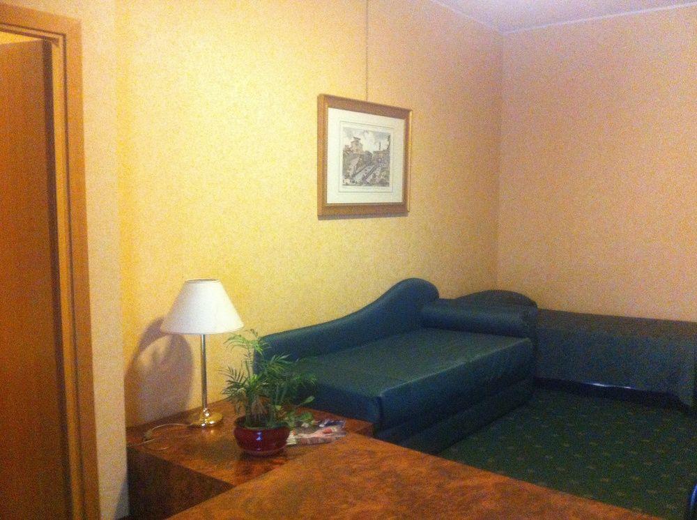 Park Hotel Blanc Et Noir Рим Екстер'єр фото