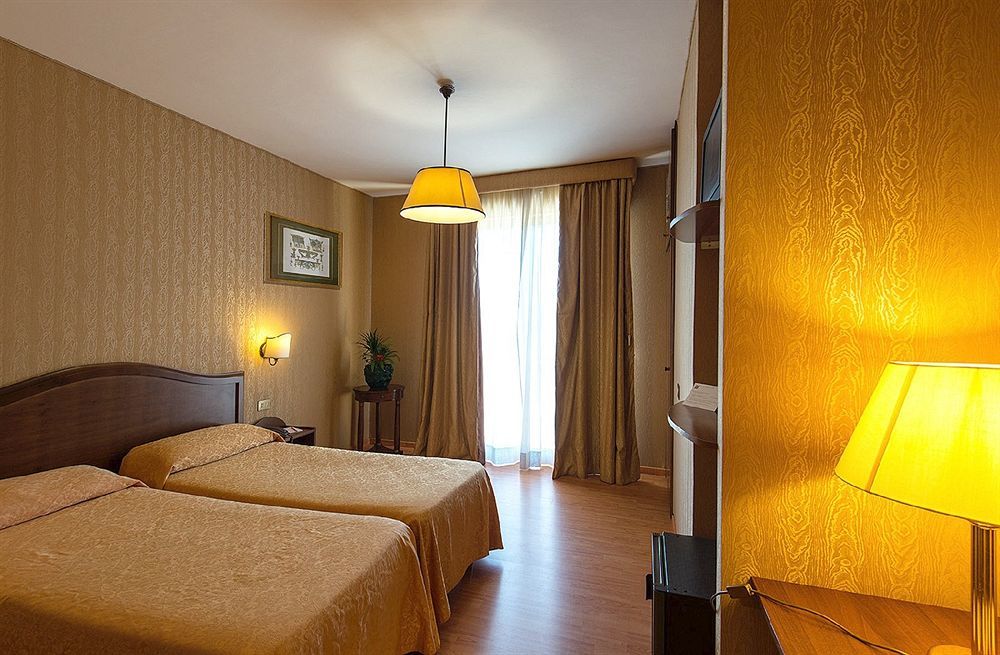 Park Hotel Blanc Et Noir Рим Екстер'єр фото