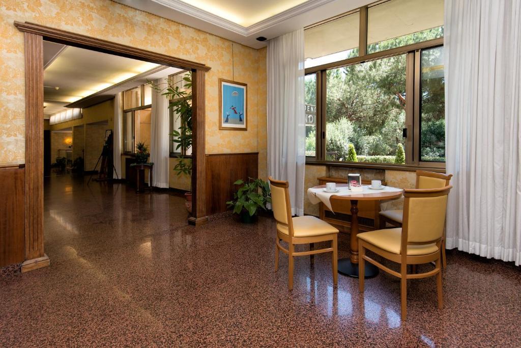 Park Hotel Blanc Et Noir Рим Екстер'єр фото