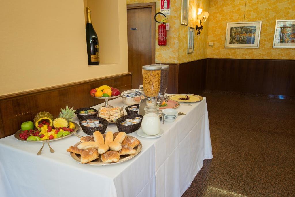 Park Hotel Blanc Et Noir Рим Екстер'єр фото